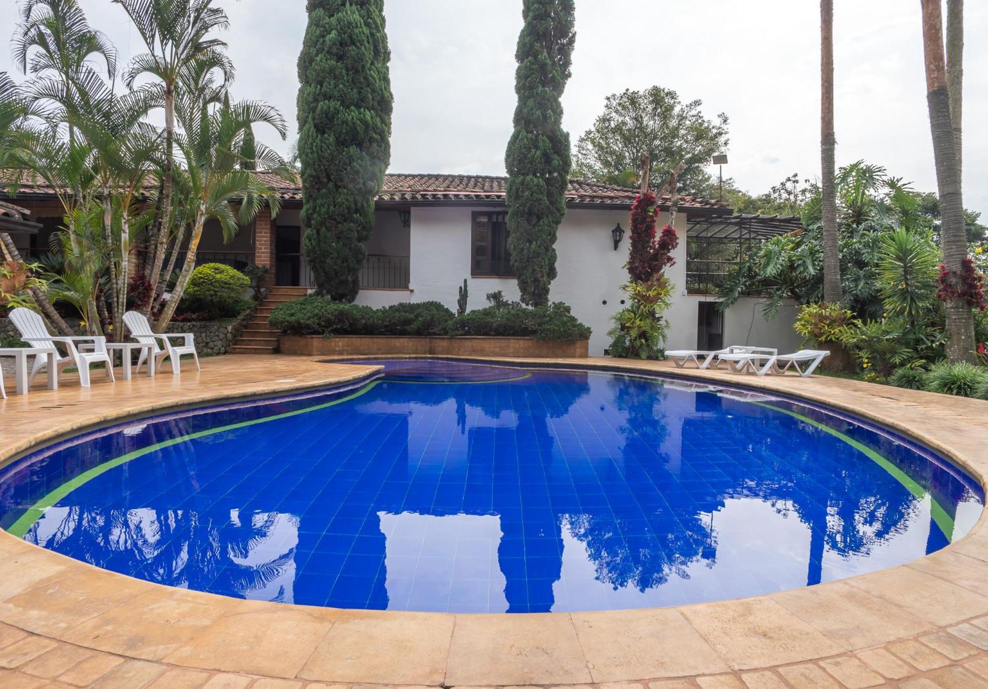 Premium Mansion In El Poblado Nightclub, Maid & Pool Сasa de vacaciones